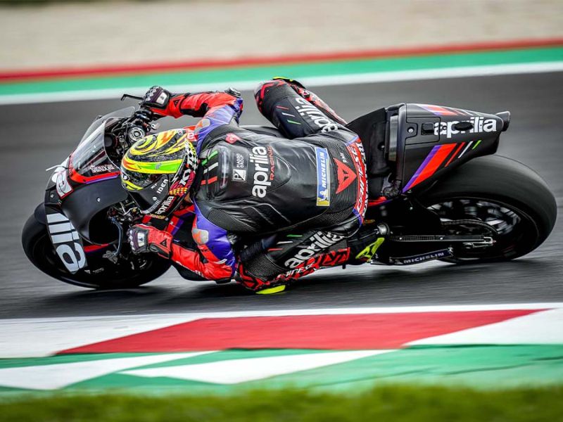 Aprilia: motorcycles and scooters. Official site