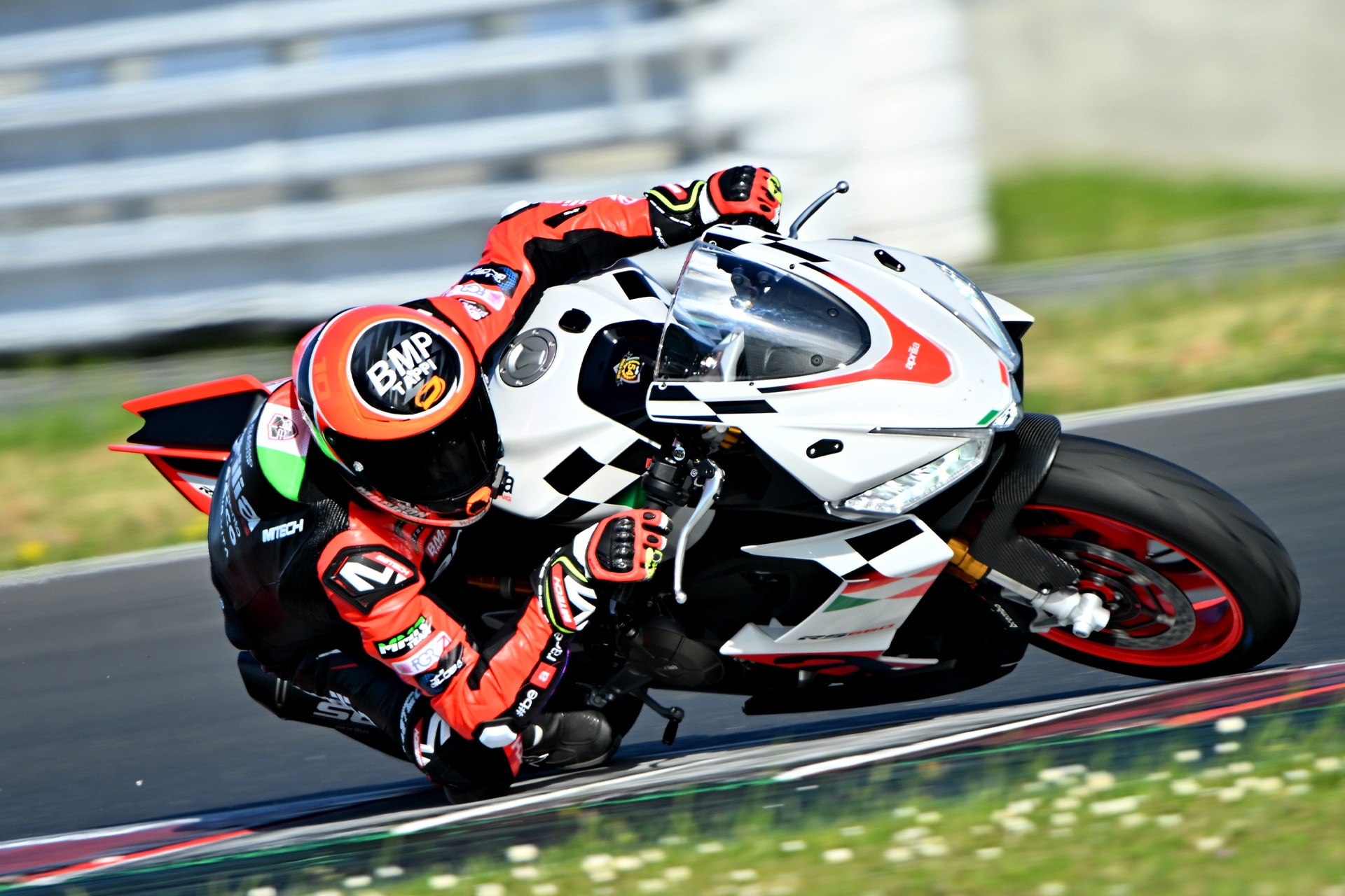リリ ZARD Exhaust Full System 2-1 Aprilia RS660 / Tuono 660
