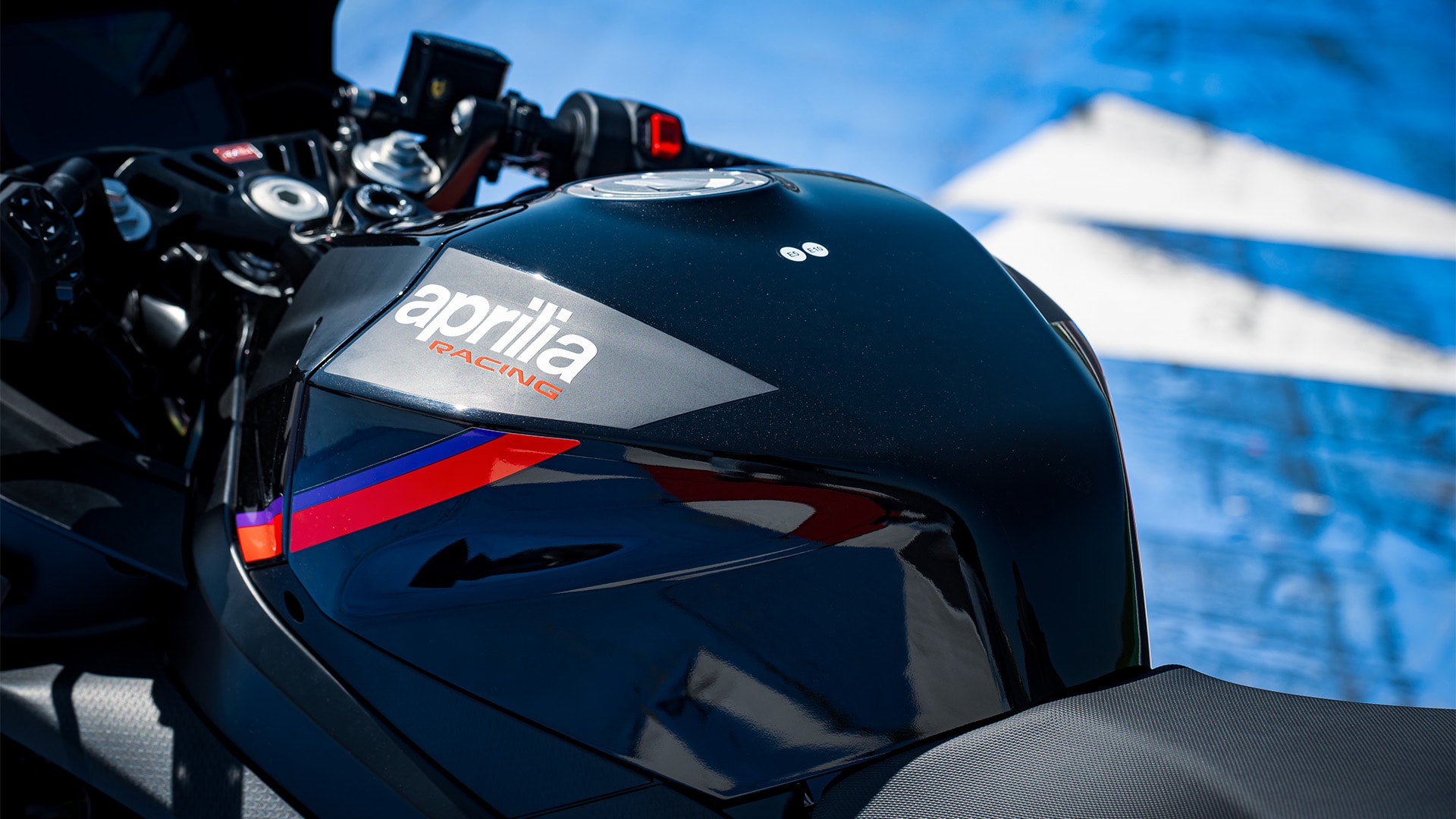 Aprilia RS 457 GP Replica — sfeerbeeld 2