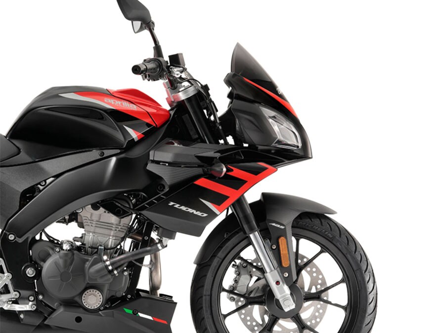 https www aprilia com de de zubehor fahrzeugzubehor tech moto usb anschluss 2s001789 2021 05 20 monthly 0 5 usb anschluss null aprilia https images piaggio com aprilia accessories 2s001789 2s001789 2s001789 01 jpg https www aprilia