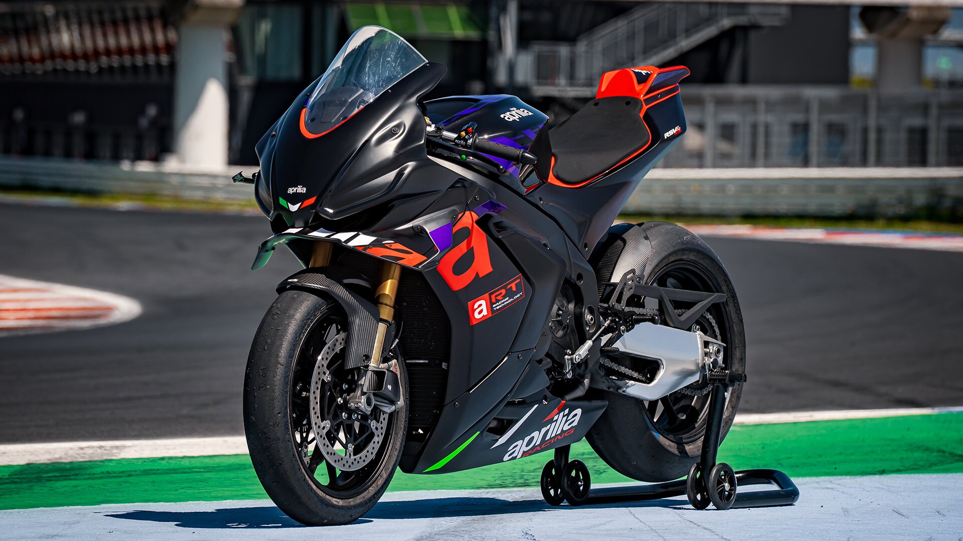 ART. Aprilia Racing Technology | EN